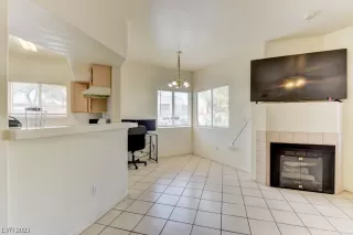 Photo #6: 2503137 Listing