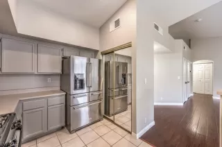 Photo #6: 2503192 Listing