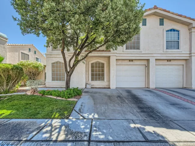 MLS: 2503202 Condo For Sale