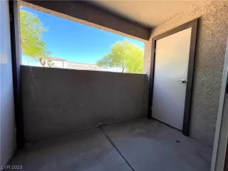 Photo #5: 2503208 Listing 