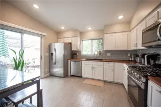 Photo #4: 2503209 Listing