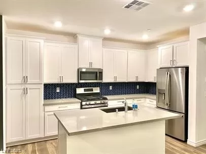 MLS: 2503244 Condo For Sale