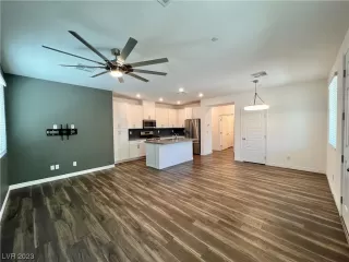 Photo #4: 2503244 Listing 