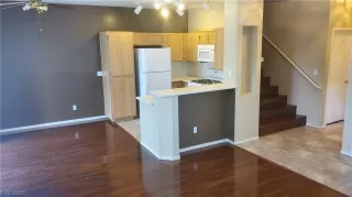 Photo #6: 2503256 Listing 