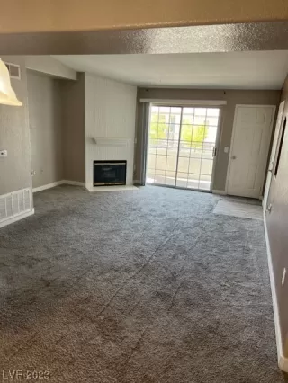 Photo #3: 2503283 Listing 