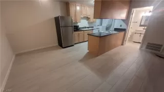 Photo #2: 2503312 Listing 