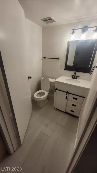 Photo #4: 2503312 Listing 