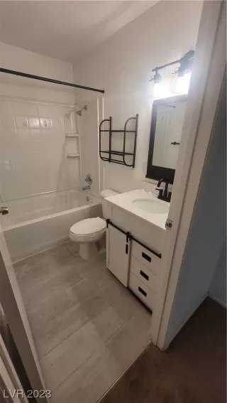 Photo #5: 2503312 Listing 