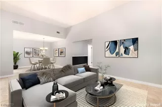 Photo #2: 2503372 Listing