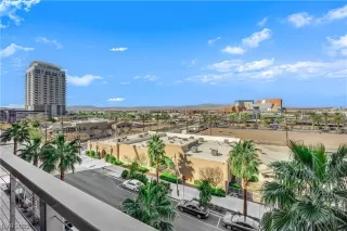 Photo #3: 2503392 Listing