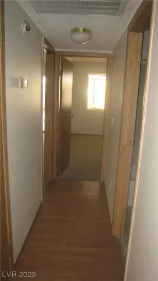 Photo #5: 2503396 Listing 