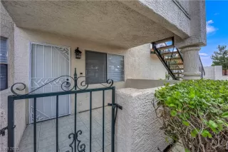 Photo #5: 2503402 Listing