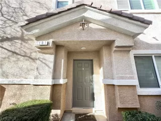 Photo #1: 2503421 Listing 