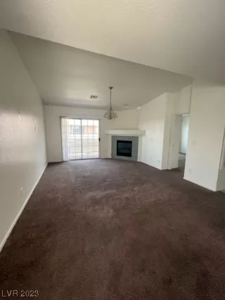 Photo #1: 2503433 Listing 