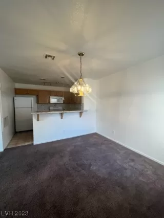 Photo #3: 2503433 Listing 