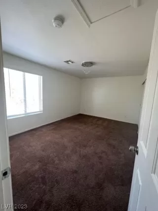 Photo #6: 2503433 Listing 