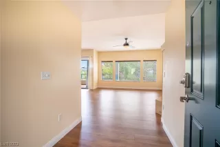 Photo #3: 2503461 Listing 