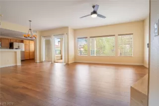 Photo #4: 2503461 Listing 