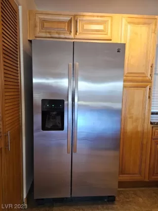 Photo #6: 2503489 Listing