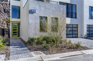 Photo #1: 2503506 Listing 