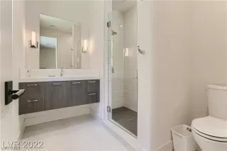 Photo #6: 2503506 Listing 