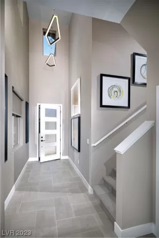 Photo #3: 2503517 Listing