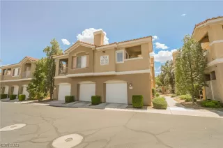 Photo #2: 2503522 Listing