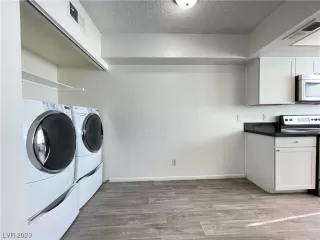 Photo #3: 2503531 Listing 