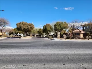 Photo #5: 2503534 Listing 