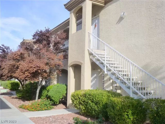 MLS: 2503549 Condo For Sale