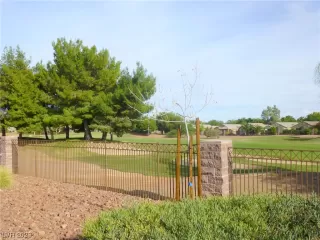 Photo #1: 2503549 Listing 