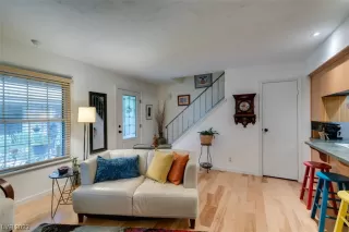 Photo #3: 2503551 Listing 