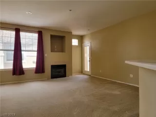 Photo #2: 2503565 Listing 