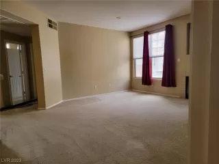 Photo #5: 2503565 Listing 