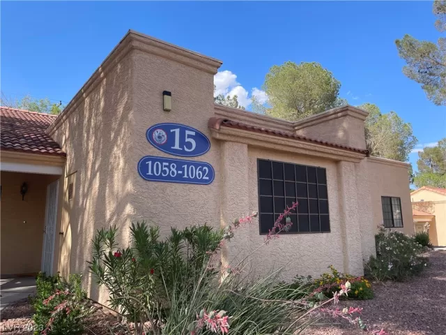 MLS: 2503573 Condo For Sale