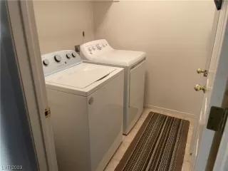 Photo #5: 2503573 Listing