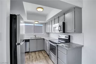 Photo #2: 2503631 Listing