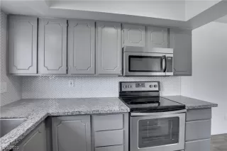 Photo #3: 2503631 Listing