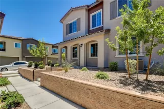 Photo #3: 2503657 Listing