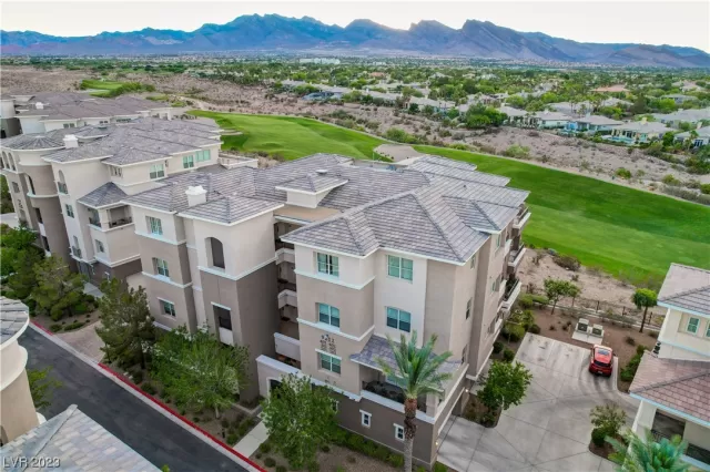 MLS: 2503683 Condo For Sale