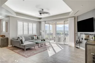 Photo #5: 2503683 Listing