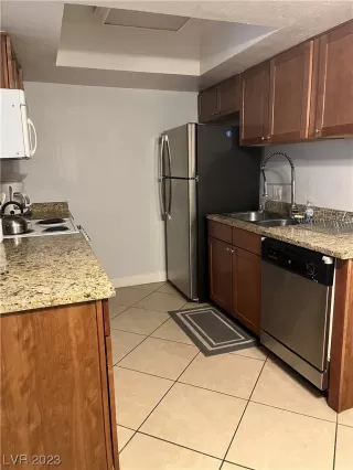 Photo #5: 2503720 Listing 