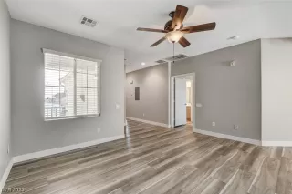 Photo #6: 2503757 Listing 