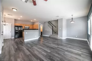 Photo #3: 2503782 Listing 