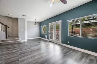 Photo #4: 2503782 Listing 