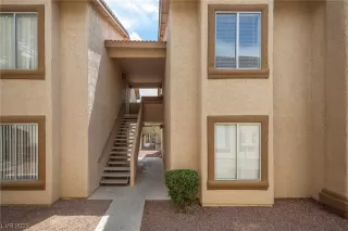 Photo #1: 2503793 Listing