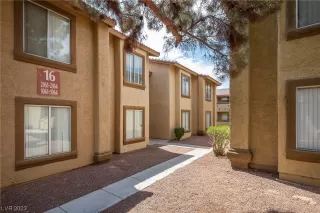 Photo #2: 2503793 Listing