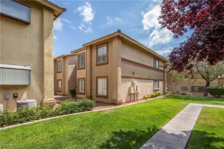 Photo #4: 2503793 Listing