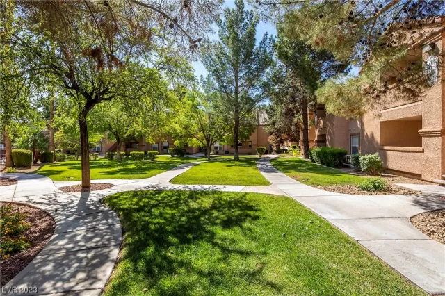 MLS: 2503825 Condo For Sale