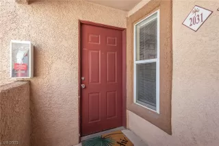 Photo #4: 2503825 Listing 